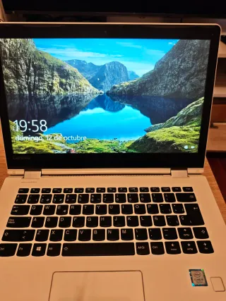 Lenovo Yoga 510-14IKB 2en1 tactil 16 Ram ,500 SSD