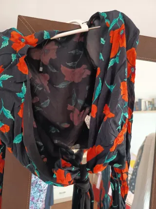 Top Zara Flores Rojas