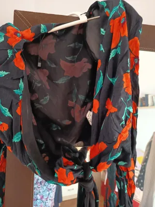 Top Zara Flores Rojas