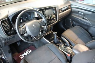 Mitsubishi Outlander 2015
