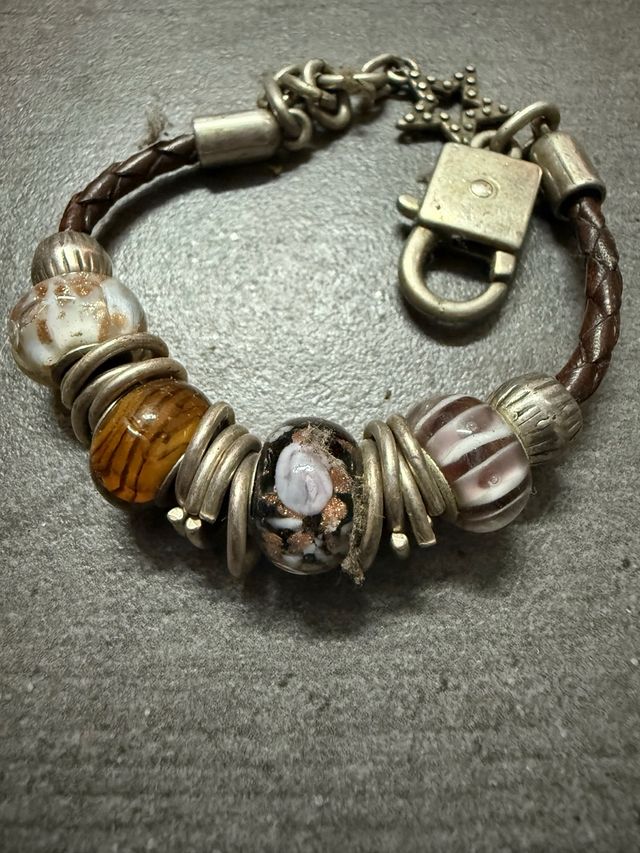 Pulsera cuero y zamac