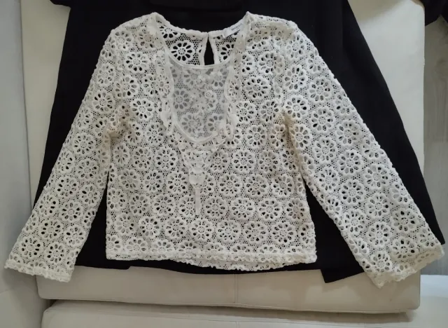 Blusa Mango Encaje Flores Talla S