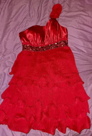 Vestido fiesta lentejuelas volantes