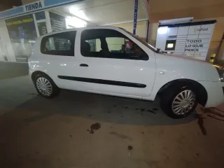 Renault Clio 2004