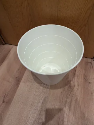 Papelera Ikea básica