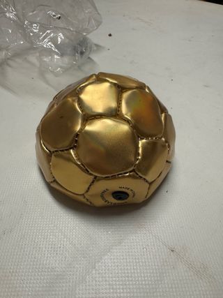 Mini balón dorado