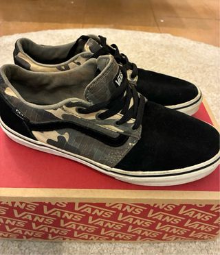 Zapatilla Vans Chukka Low Talla 38.5 