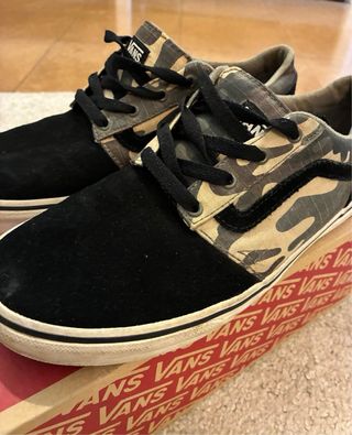 Zapatilla Vans Chukka Low Talla 38.5 