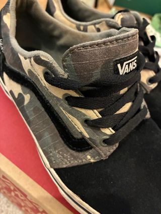 Zapatilla Vans Chukka Low Talla 38.5 