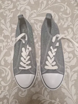 Zapatillas grises tela talla 45