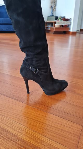 Stivali Guess pelle neri tacco alto