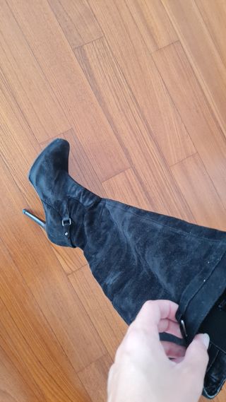 Stivali Guess pelle neri tacco alto