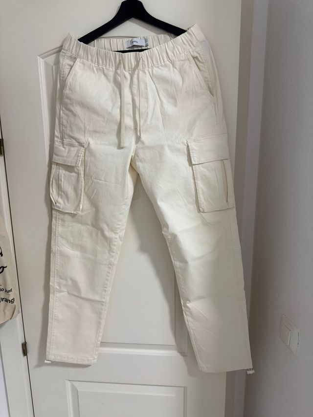 Pantalón cargo Bershka Beige Talla M/38-40