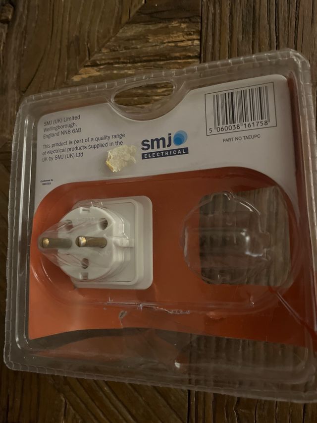 Adaptador Enchufe Europeo SMJ Electrical Twin Pack