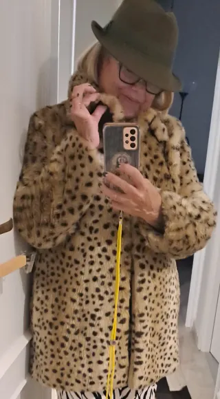 Chaquetón estampado leopardo