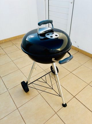 Barbacoa Weber Compact Kettle Negra