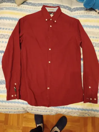 Camisa de caballero roja
