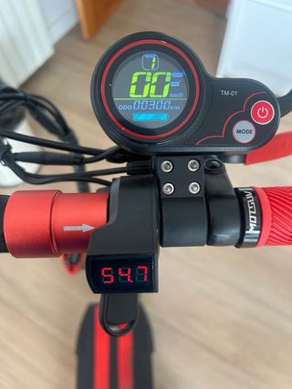 Patinete Eléctrico SUNNIGOO Negro/Rojo