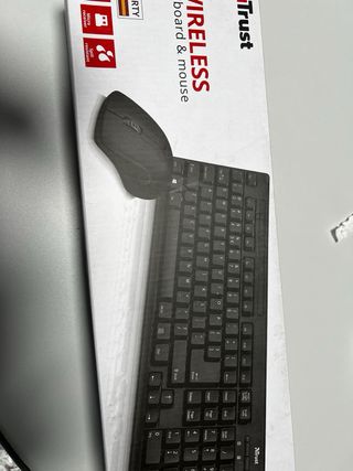 Teclado y Ratón Inalámbrico Trust