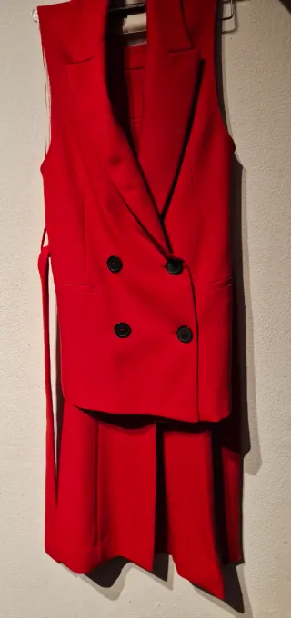 Conjunto Chaleco y Pantalón Zara Rojo