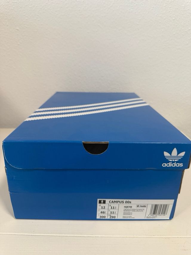 Zapatillas Adidas Negras y Blancas Poco Uso