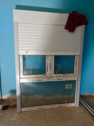 Ventana abatible Veratec