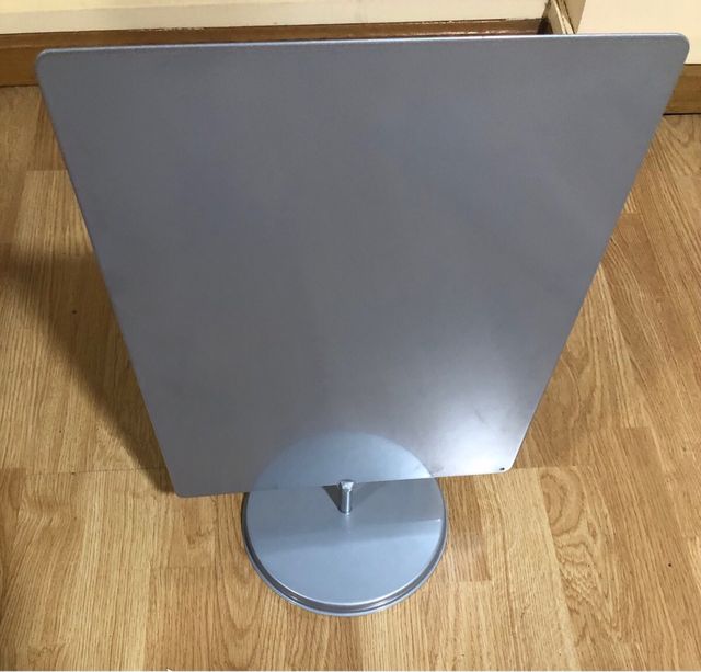 Expositor metálico giratorio para imanes