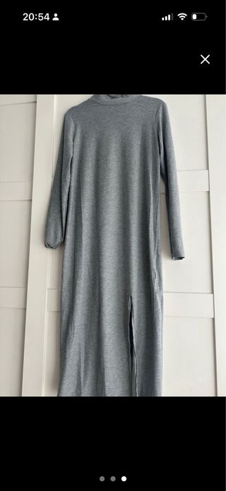 Vestido largo negro con encaje