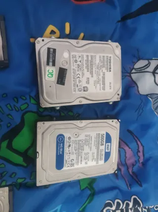 2 Discos Duros HDD 500GB Toshiba y WD
