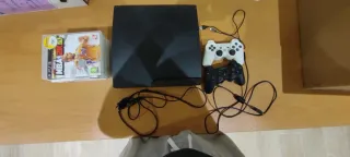 Consola PS3 Slim + 2 Mandos + 5 juegos 