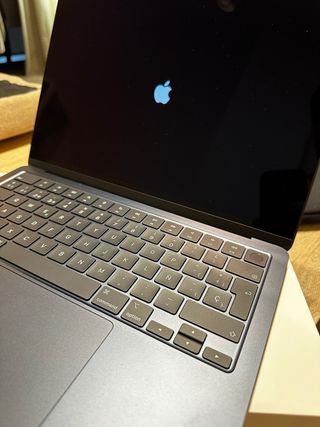 MacBook Air 13 pulgadas chip M3 color medianoche