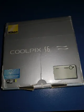 Cámara Nikon Coolpix S6 Plata