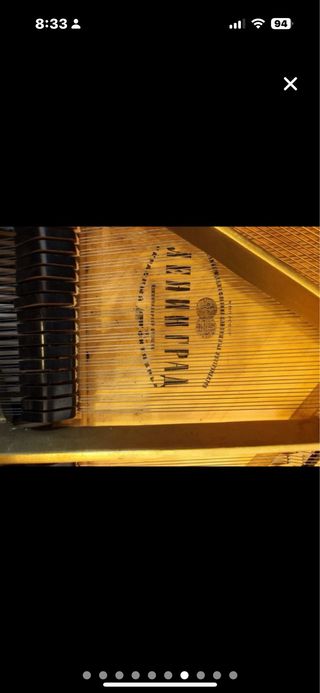 Piano de Cola Tchaika Negro