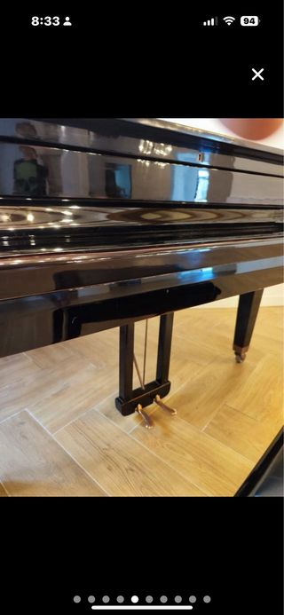 Piano de Cola Tchaika Negro