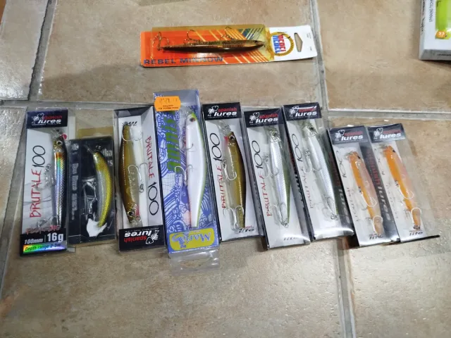 Iscas de pesca Rapala e outras