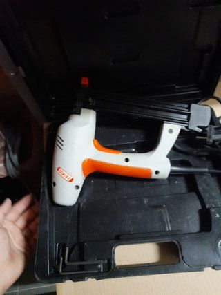 Clavadora Eléctrica EL-1232