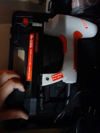 Clavadora Eléctrica EL-1232