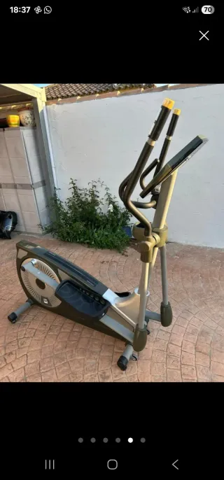 Bicicleta Elíptica BH NLS18 PLUS