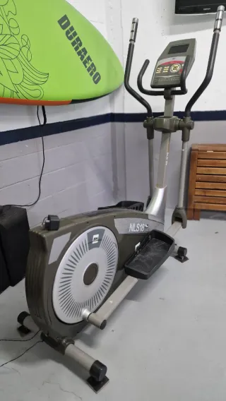 Bicicleta Elíptica BH NLS18 PLUS