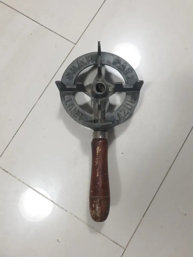 PAREJA de Hornillos antiguos S.T.A.R Pat. La Llama