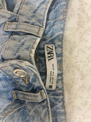 Pantalón vaquero Zara mujer tiro alto