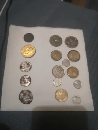 Lote de Monedas Antiguas y Réplicas