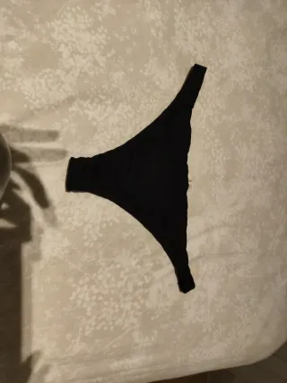 Tanga Calzedonia Negro