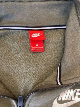 Sudadera Nike verde aceituna media cremallera