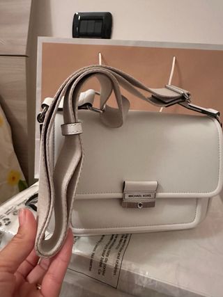 Borsa Michael Kors bianca con chiusura argento