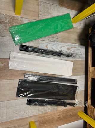 Cámara Canon EOS 1100D Negra mas objetivos y estud