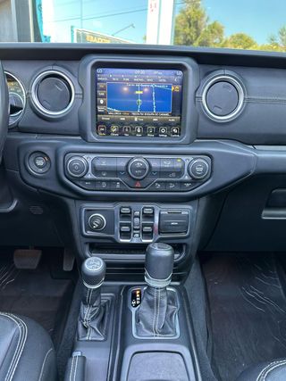 Jeep Wrangler JL 