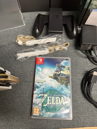 Nintendo Switch OLED Edizione Zelda