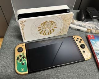Nintendo Switch OLED Edizione Zelda