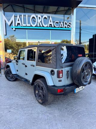 Jeep Wrangler Sahara 